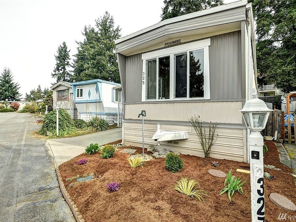 1st image of 7301 NE 175th St Unit 325