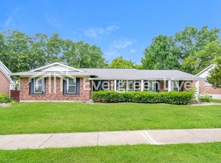 3823 Monsols Dr, Florissant, MO