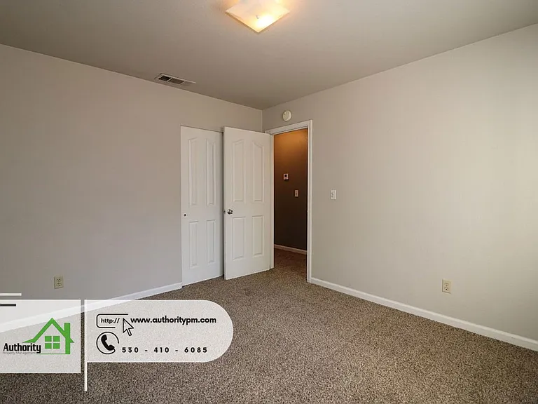 1729 Marigold Way — Photo 20