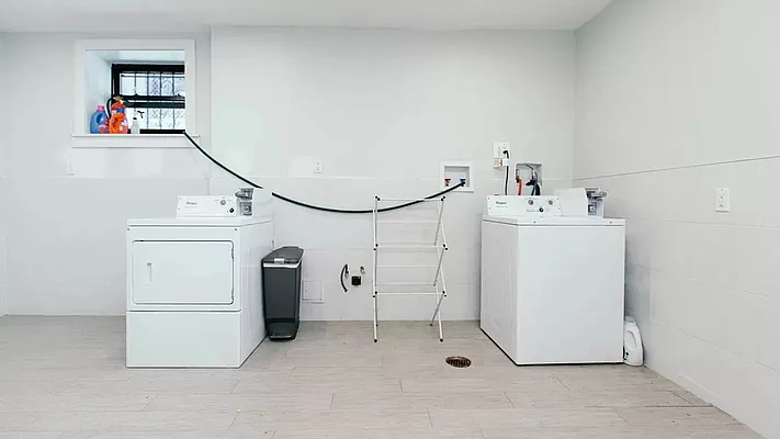 Rented by Nooklyn NYC LLC | media 18