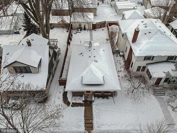 3rd image of 1366 Sargent Ave
