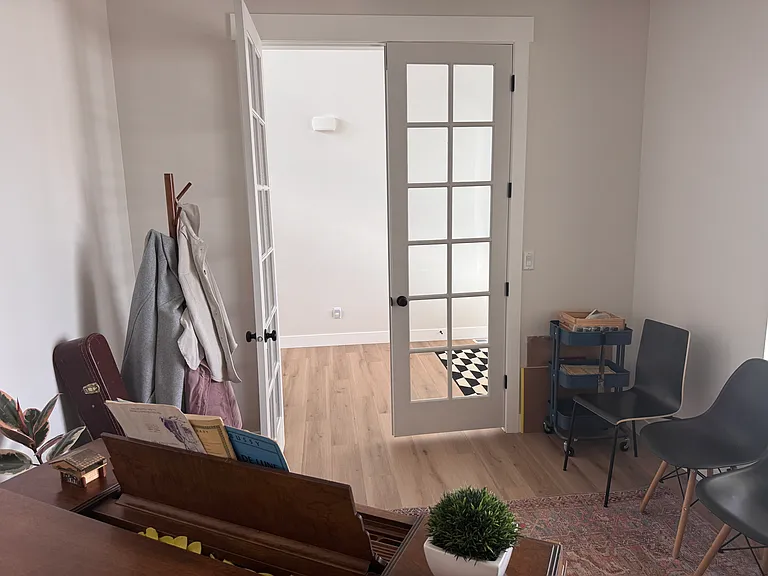 1457 N Arcadia Dr — Photo 6