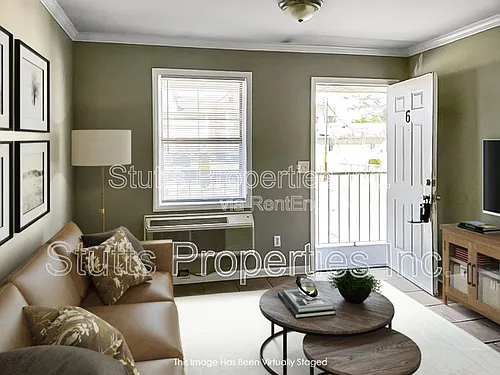 414 Hermitage Dr #3 Photo 1
