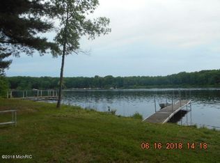 308 N Jackpine Rd, Fountain, MI 49410