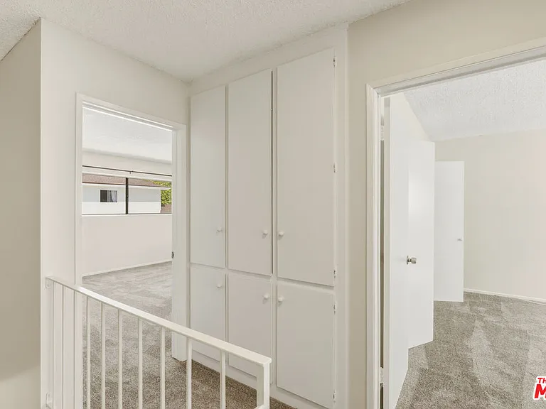 1330 Yale St #2 — Photo 24