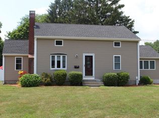 5 Country Ln, Marlborough, MA 01752