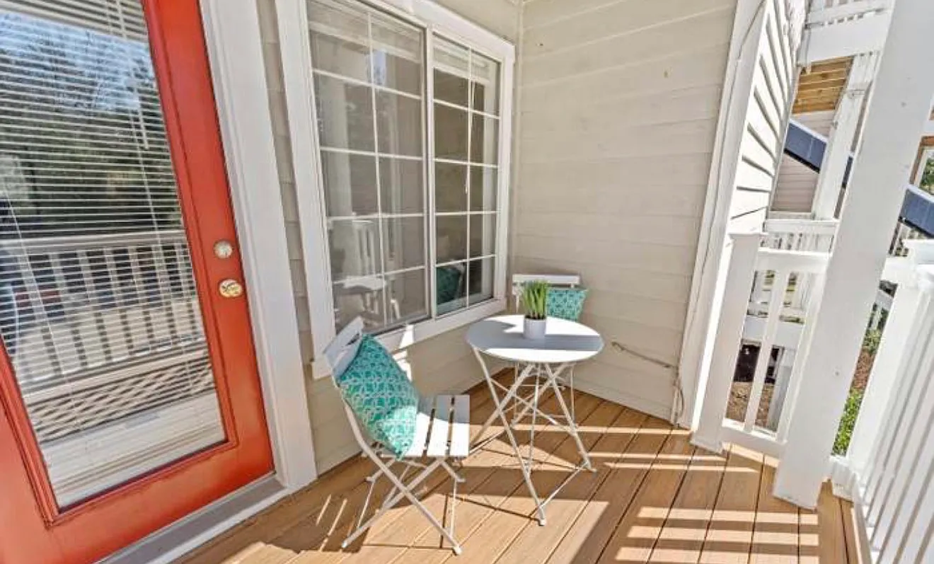 1 bed, 790 sqft, $2,200 — Photo 2