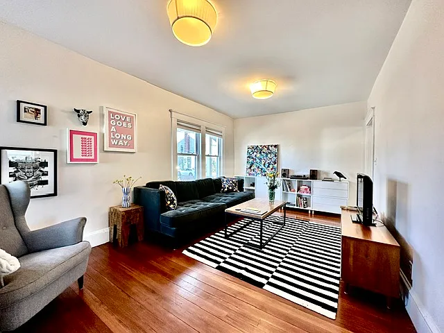 126-128 Westland Ave #1 — Photo 5
