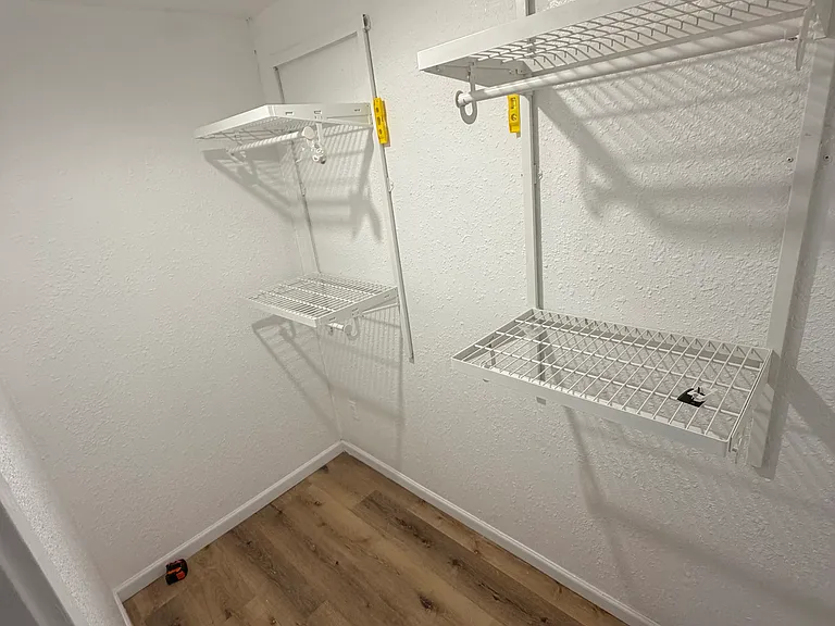 414 N Meldrum St #BASEMENT — Photo 10