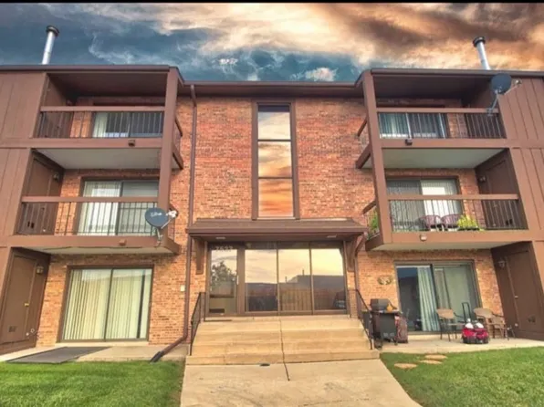 7537 175th St APT 534, Tinley Park, IL 60477