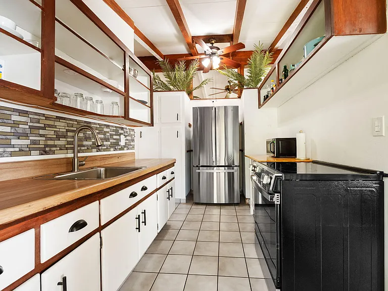 2512 Sugarloaf Ln — Photo 16