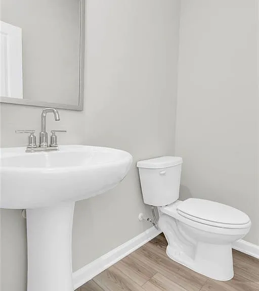 1645 Villageside Ct — Photo 11