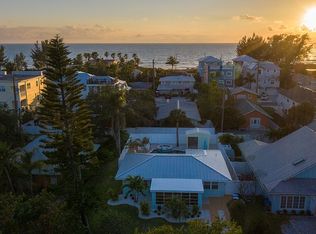 2208 Avenue B, Bradenton Beach, FL 34217