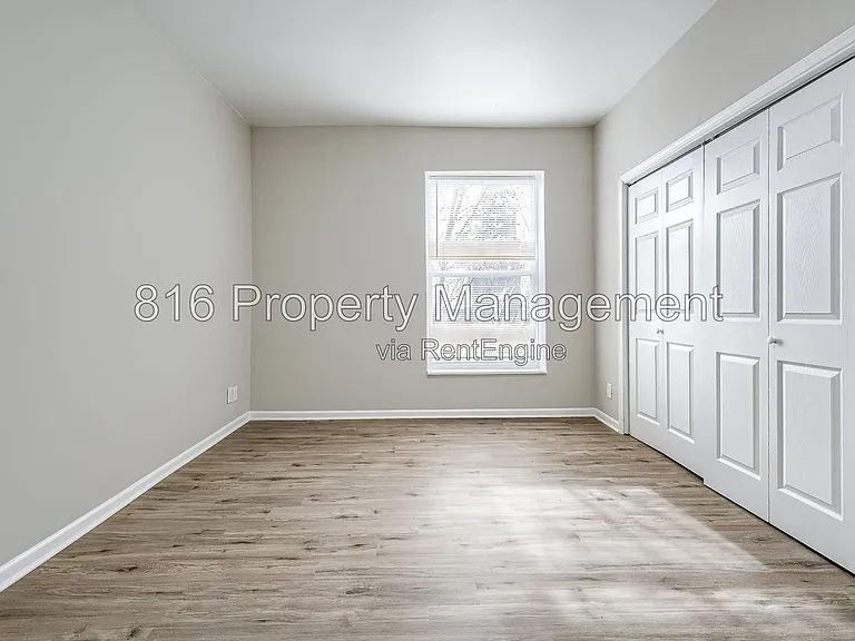 301 Benton Blvd #4 — Photo 12
