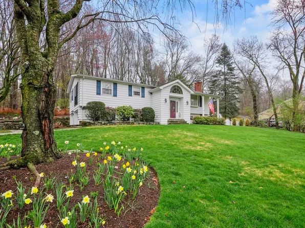 54 Adams St, Westborough, MA 01581