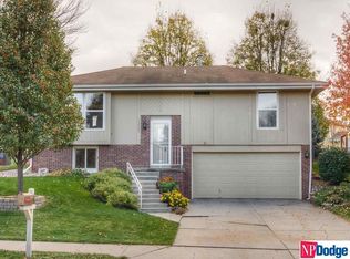 13963 Meadows Pkwy, Omaha, NE 68138