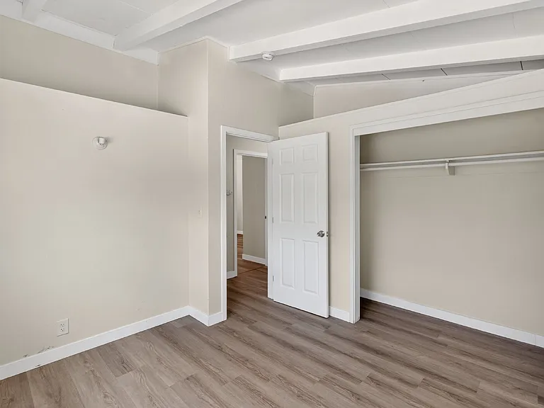 6428 Tapo Ct — Photo 19