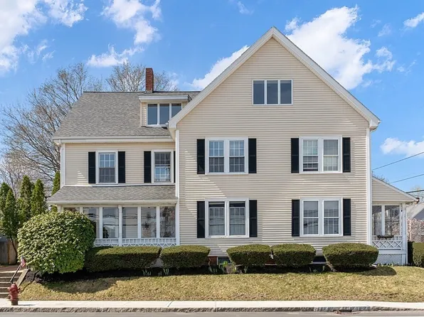 249 Merrimac St #3, Newburyport, MA 01950