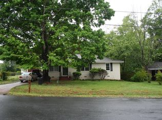 1973 Sherwood Dr SE, Marietta, GA 30067