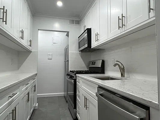 Rented by Argo Residential | media 7