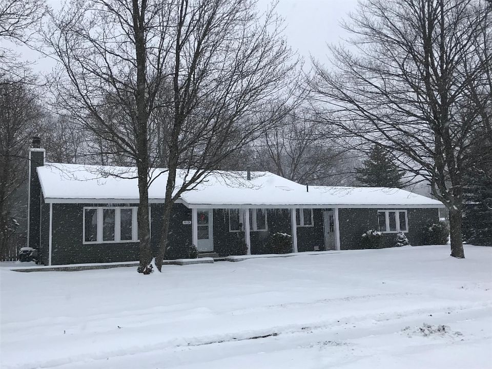 1st image of 913 Seminole Dr