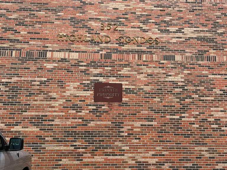 352 High St #6 — Photo 61