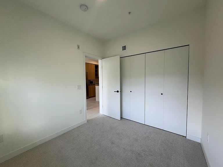 13439 94a Ave #211 — Photo 8