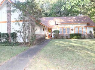 304 Red Oak Dr, Jackson, MS 39212