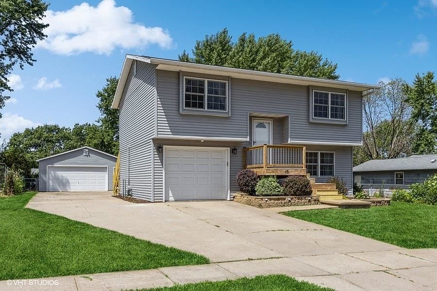 15 Bayberry Ln, North Liberty, IA 52317 Zillow
