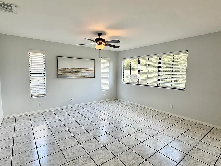 6048 Garrett St — Photo 13