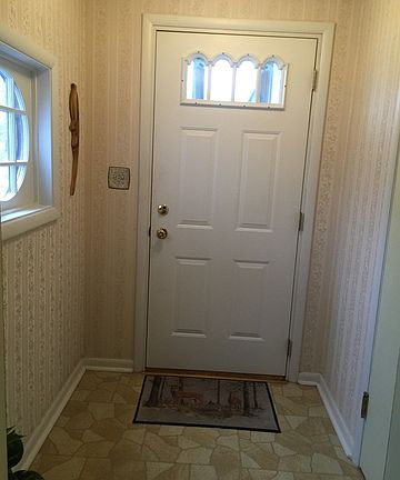 2nd image of 9612 Mansfield Ave