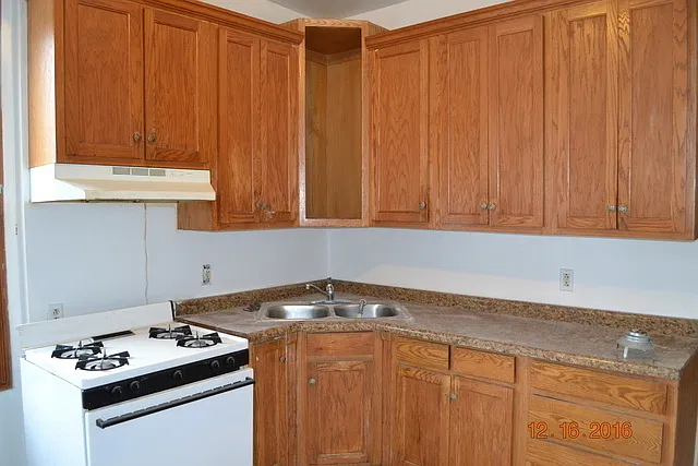 5619 S. WOOD - 2 — Photo 4