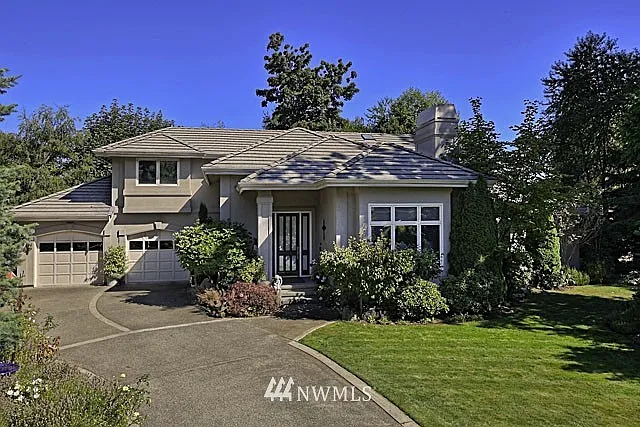 1146 Alexander Place photo 1