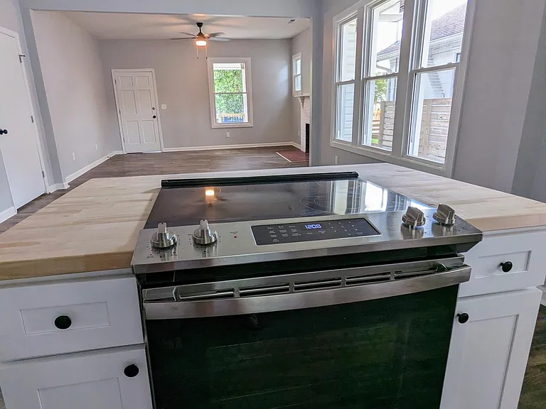 1004 S Beech St — Photo 12