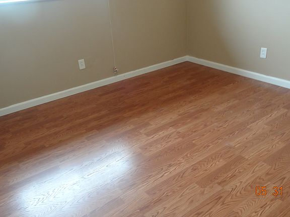 3rd image of 4764 Wendell St