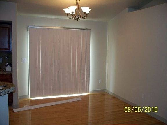 5th image of 6020 S Augustine Ave