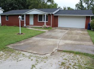 7800 W Adaline St, Yorktown, IN 47396