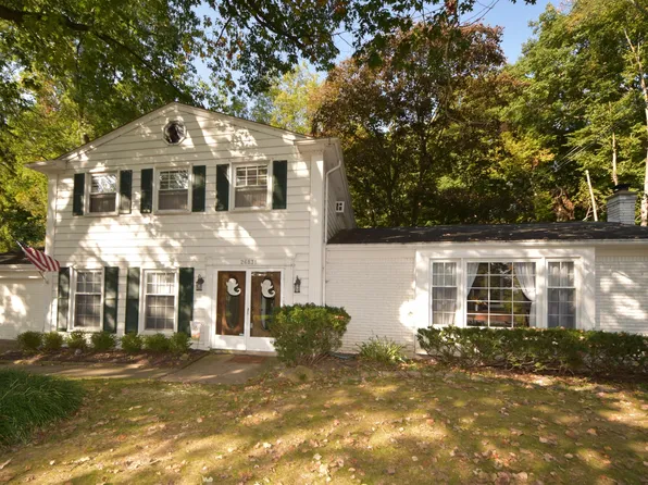 26831 Westmeath Ct, Farmington Hills, MI 48334