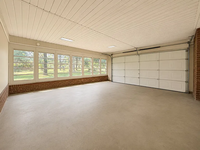 12658 Scaggsville Rd — Photo 16