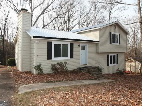 107 Heatherbrook Dr, Lagrange, GA 30240