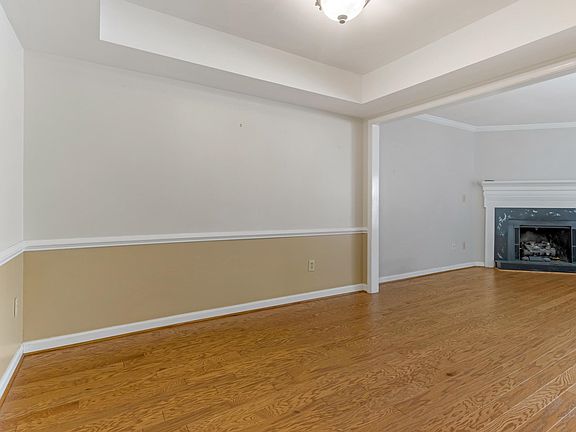 5th image of 177 Buckstone Ln