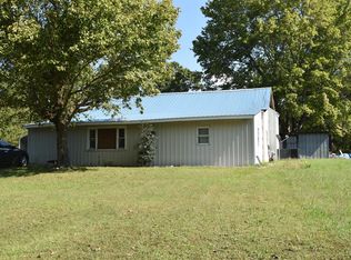 358 Beech Acres Dr, Holladay, TN 38341