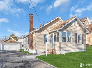 221 Golf Ave E, South Plainfield, NJ