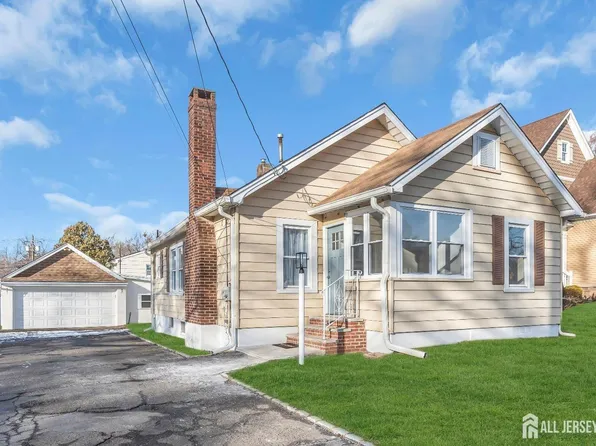 221 Golf Ave E, South Plainfield, NJ 07080