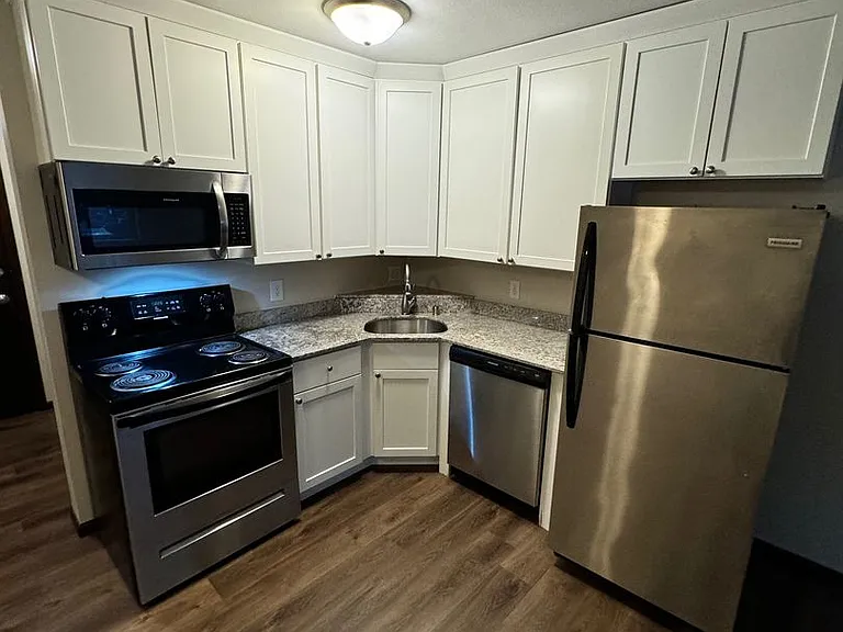 3720 West 32nd Street — Photo 18