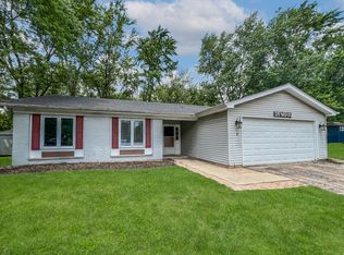 24W500 Seabrook Ct, Naperville, IL