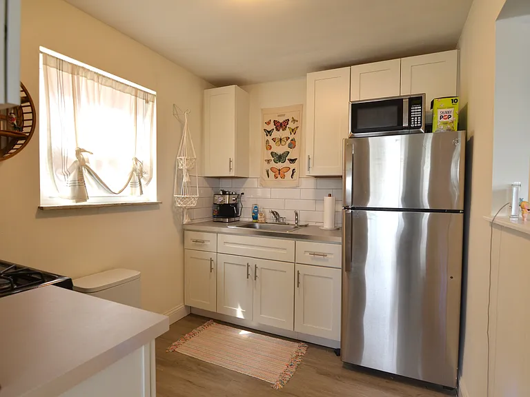 3176 Mapleleaf Ave #3 — Photo 4