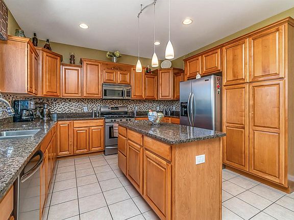 5th image of 12181 W 106th Ln