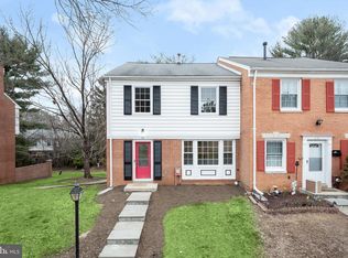 22 Fence Line Dr, Gaithersburg, MD 20878