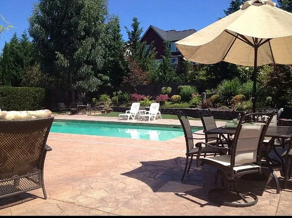 212 Greenlink Way, Newberg, OR 97132